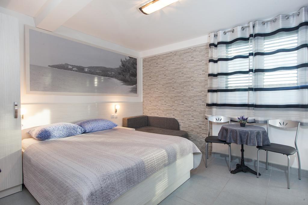 Apartments Smiljka Tučepi Εξωτερικό φωτογραφία